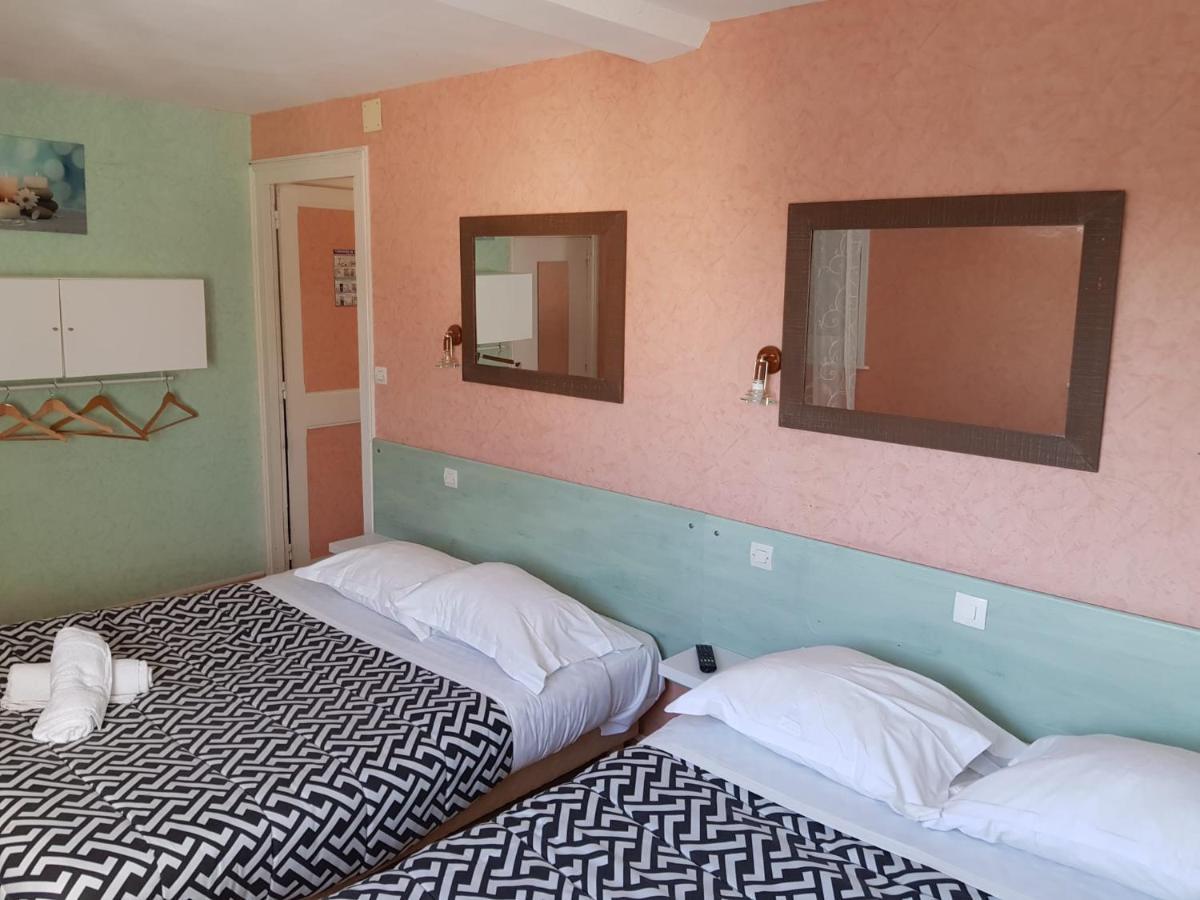 Hotellerie Normande Dozule Экстерьер фото